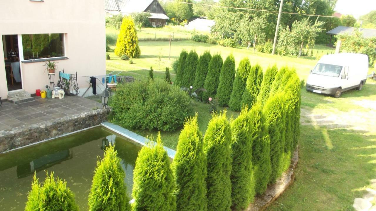 Viesu Nams "Laimes Pakavs" Hotell Straupe Exteriör bild